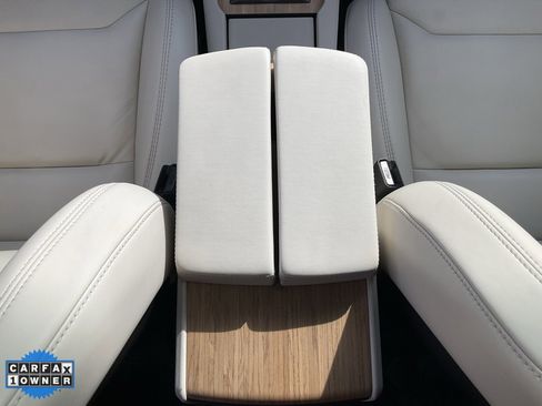 Used 2018 Tesla Model X 75D image 50