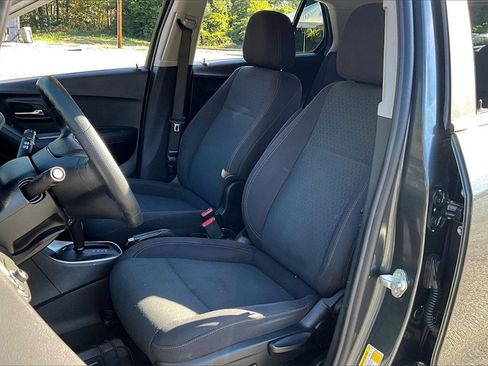 Certified 2020 Chevrolet Trax LS w/ Tint and Cruise Package image 19