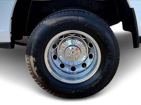 Certified 2024 RAM 3500 Laramie image 32