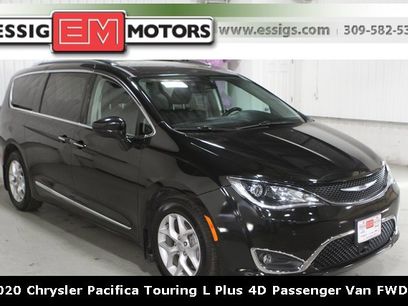 Used 2020 Chrysler Pacifica Touring-L Plus w/ Tire & Wheel Group