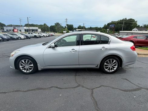 Used 2012 INFINITI G37 Journey w/ Premium Pkg RWD image 3
