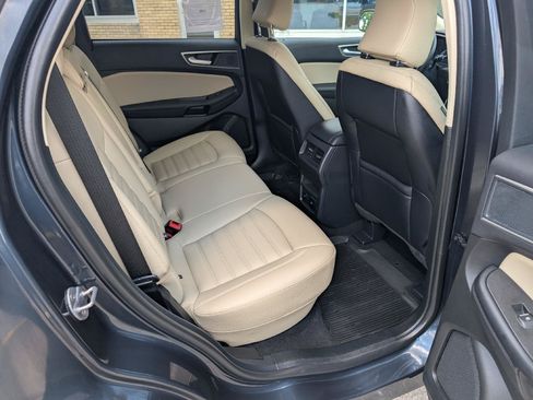 Used 2024 Ford Edge SEL w/ Convenience Package AWD/4WD image 17