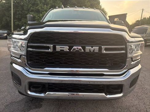 Used 2019 RAM 2500 Tradesman AWD/4WD image 4