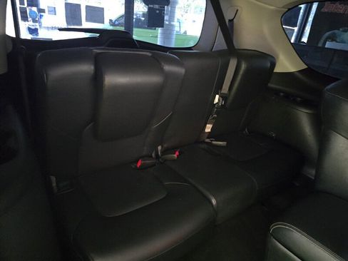 Used 2017 INFINITI QX80 2WD image 21