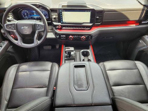 Used 2022 Chevrolet Silverado 1500 LT Trail Boss w/ LT Trail Boss Premium Package AWD/4WD image 26