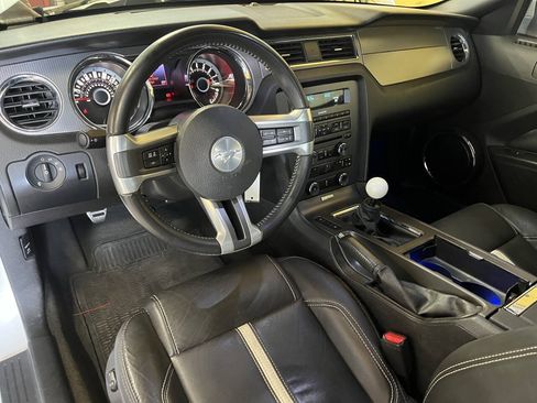 Used 2013 Ford Mustang GT Premium w/ Security Pkg RWD image 15