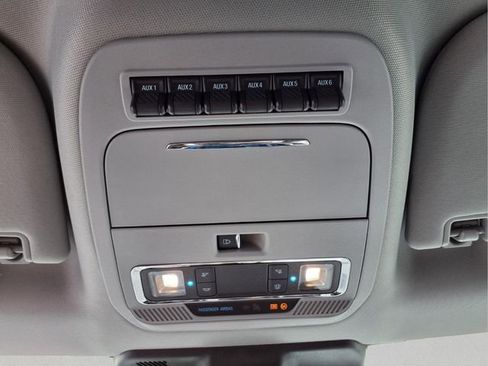 Used 2025 Ford F250 Lariat w/ Chrome Package AWD/4WD image 25