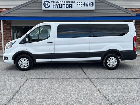 Used 2023 Ford Transit 350 XLT image 2