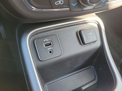 Used 2019 Jeep Compass Sport w/ Tech Group image 35