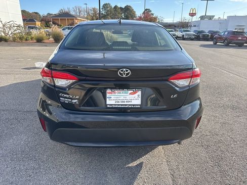 Used 2020 Toyota Corolla LE image 6