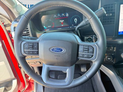 Used 2026 Ford F350 Lariat w/ FX4 Off-Road Package AWD/4WD image 13