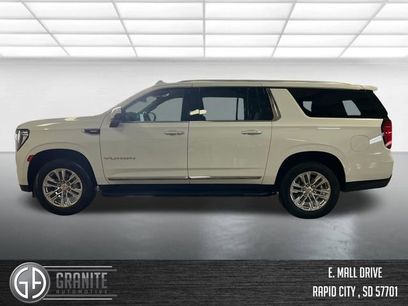 Used 2024 GMC Yukon XL SLT w/ SLT Luxury Package
