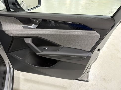New 2026 Volkswagen Tiguan S FWD image 38