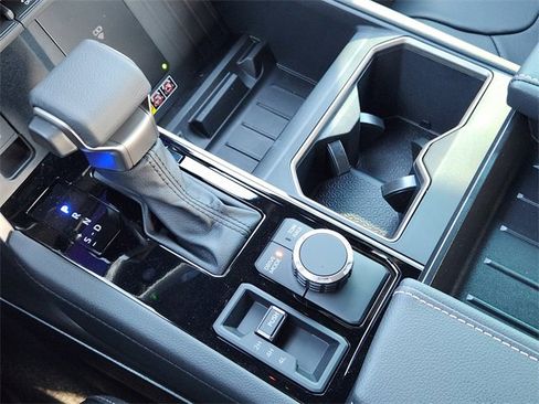 New 2026 Toyota Tundra Limited image 15