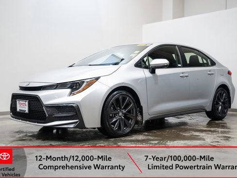 Certified 2022 Toyota Corolla SE image 3