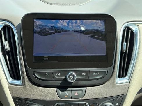 Used 2024 Chevrolet Malibu LT FWD image 24