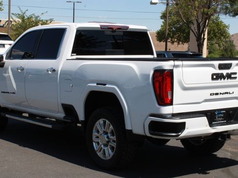 Used 2020 GMC Sierra 2500 Denali w/ Denali Ultimate Package AWD/4WD image 15