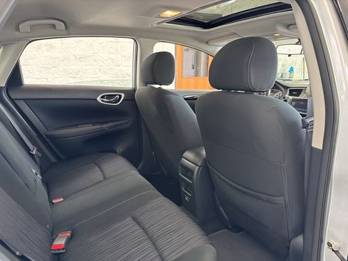 Used 2019 Nissan Sentra SV w/ Special Edition Package FWD image 43