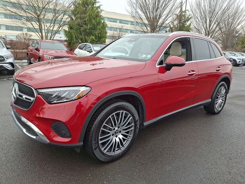 New 2026 Mercedes-Benz GLC 300 GLC 300 image 3