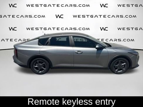 Used 2025 Kia K4 FWD image 7