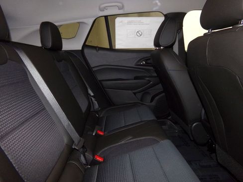 New 2025 Chevrolet Trax LT w/ Driver Confidence Package image 10