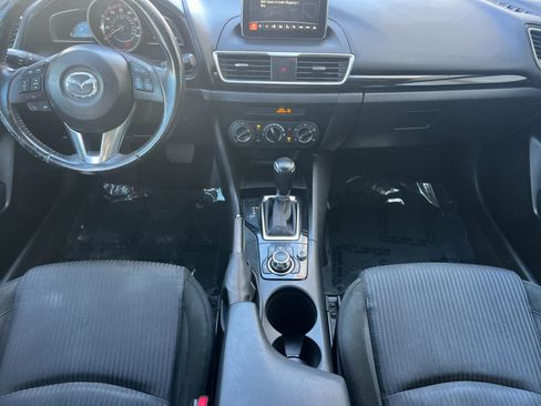 Used 2016 MAZDA MAZDA3 i Touring image 3