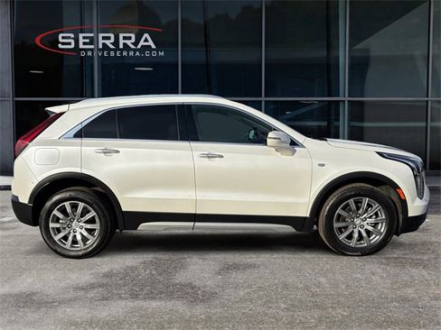 Used 2021 Cadillac XT4 Premium Luxury w/ Cold Weather Package image 6