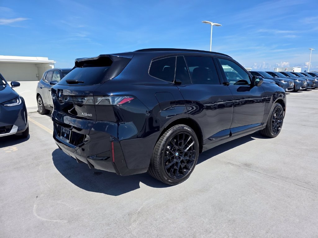 New 2027 BMW X5 xDrive50e w/ M Sport Professional Package AWD/4WD image 4