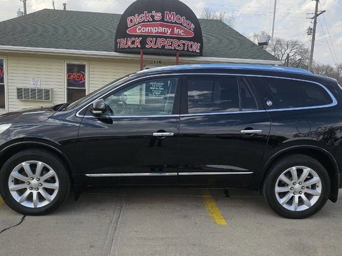 Used 2017 Buick Enclave Premium image 3