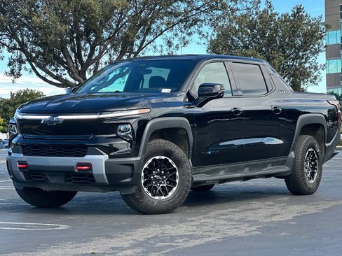 Used 2026 Chevrolet Silverado EV Trail Boss AWD/4WD image 8