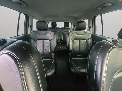 Used 2022 Jeep Grand Cherokee L Limited image 17