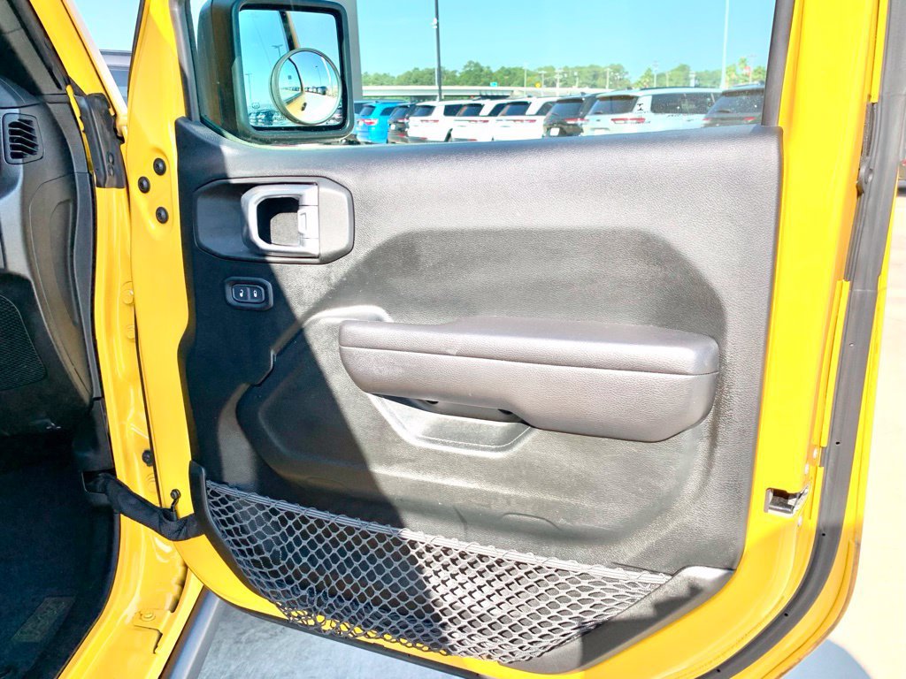 Used 2021 Jeep Wrangler Unlimited Rubicon AWD/4WD image 27