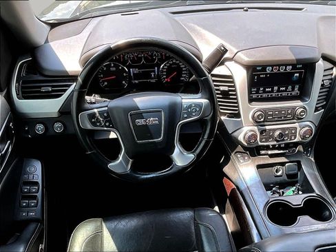 Used 2018 GMC Yukon SLT AWD/4WD image 8
