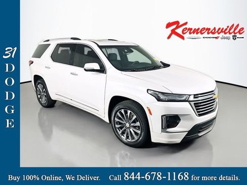 Used 2023 Chevrolet Traverse Premier image 1