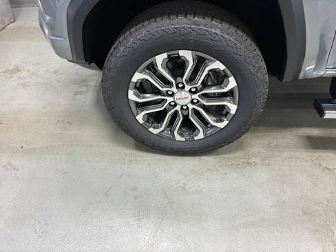 New 2026 GMC Canyon Denali AWD/4WD image 35
