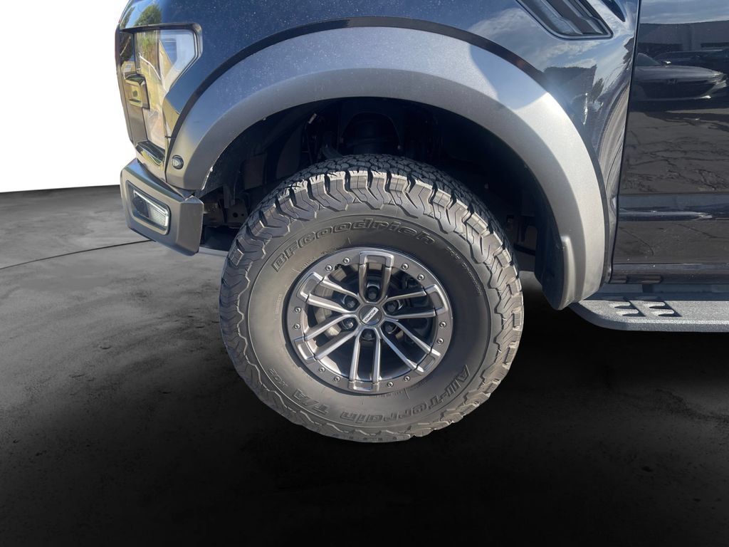 Used 2020 Ford F150 Raptor w/ Equipment Group 802A Luxury AWD/4WD image 9