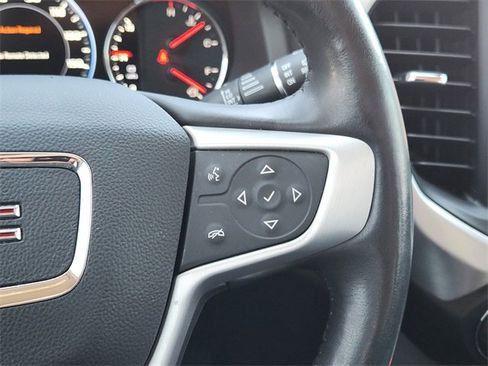 Used 2021 GMC Acadia SLT w/ Technology Package image 28