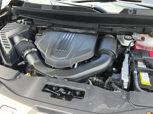 Certified 2024 Chevrolet Traverse RS FWD image 38