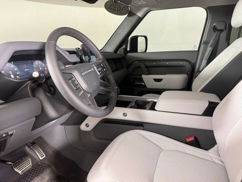 Used 2025 Land Rover Defender 110 X AWD/4WD image 6