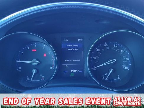 Used 2020 Toyota C-HR XLE image 29