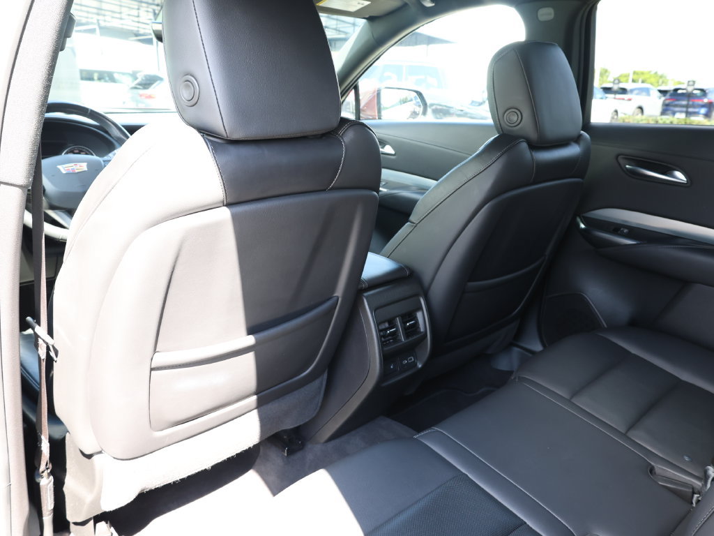 Used 2023 Cadillac XT4 Premium Luxury w/ Enhanced Visibility Package FWD image 19