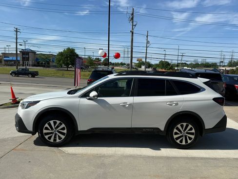 Used 2020 Subaru Outback Premium AWD/4WD image 7