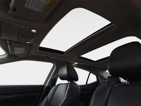 Used 2019 Nissan Maxima Platinum w/ Sport Mat Group image 32