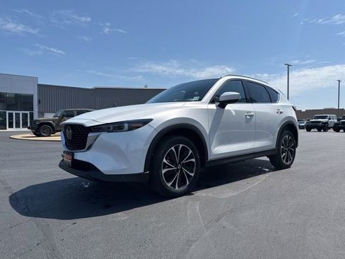 Used 2023 MAZDA CX-5 AWD 2.5 S w/ Premium Plus Pkg image 3