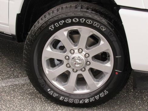 New 2026 RAM 2500 Laramie AWD/4WD image 8