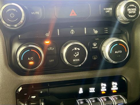 Used 2023 RAM 1500 Big Horn AWD/4WD image 26