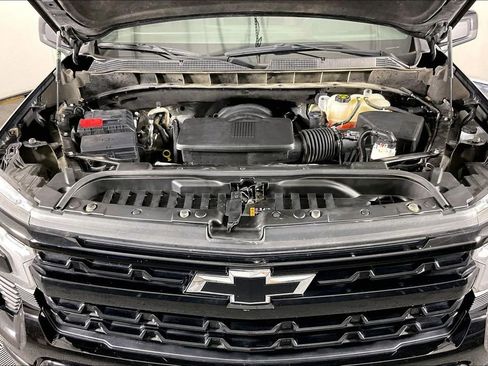 Used 2023 Chevrolet Silverado 1500 RST AWD/4WD image 12