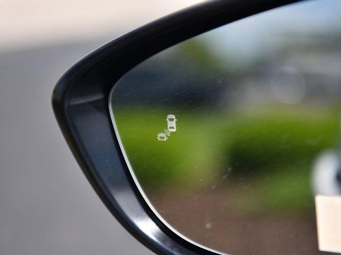 New 2025 Honda Accord SE image 9