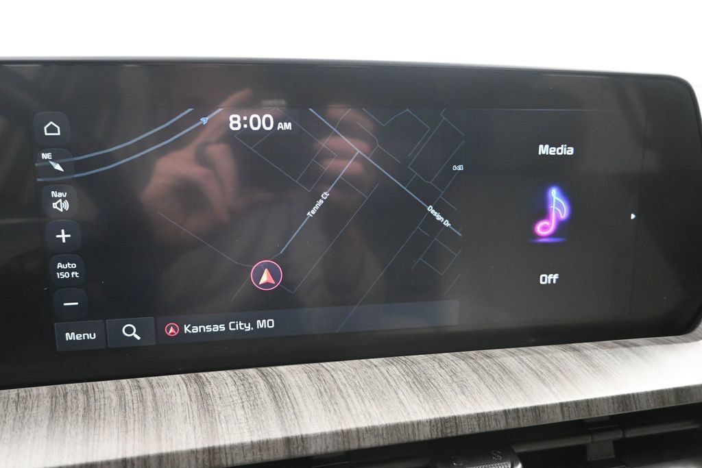 Used 2025 Kia Telluride EX w/ EX Captain's Chair Package FWD image 16