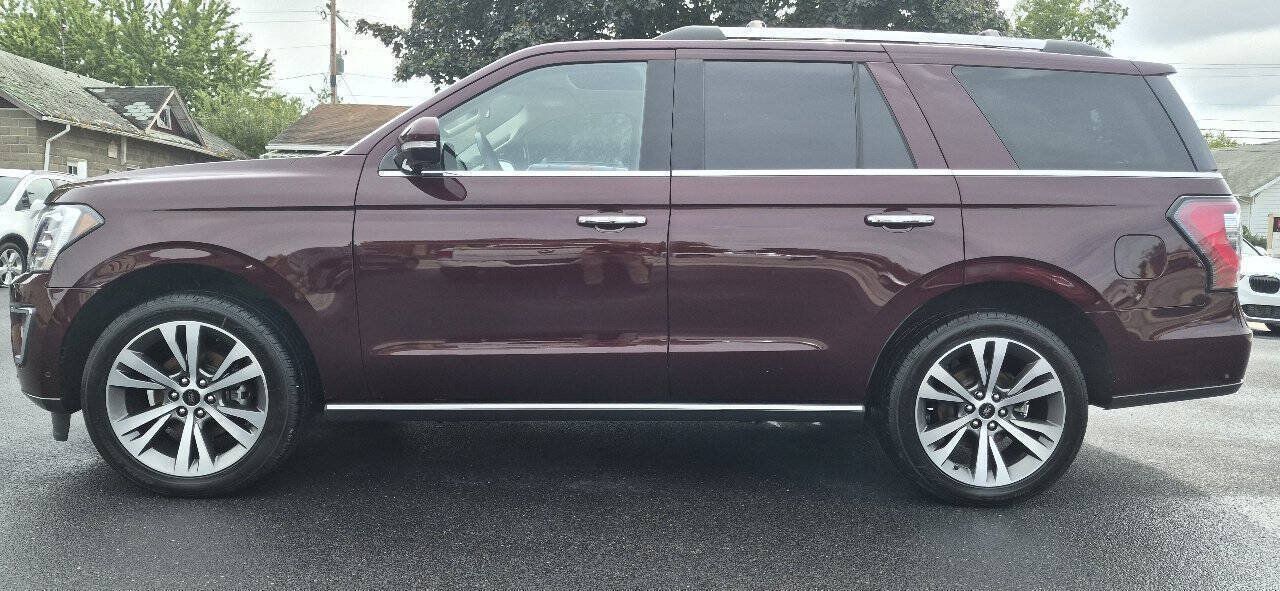 Used 2021 Ford Expedition Limited AWD/4WD image 2